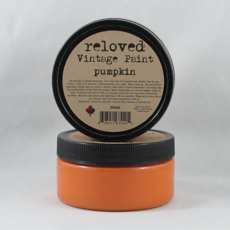 Reloved Vintage Paint in Pumpkin